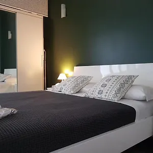 Apartment Navigli - Via Savona Italy